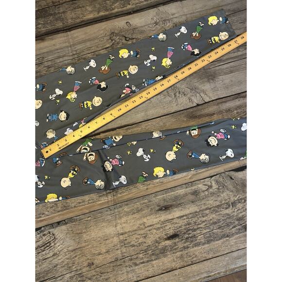 Peanuts Brand Gray Charlie Brown & Friends Leggings Womens Size Medium - Picture 5 of 7